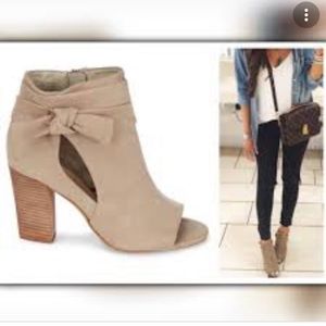 Nine West bootie ZYTAO peep toe cut out sides